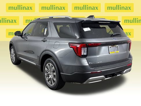 New 2026 Ford Explorer Platinum RWD image 10