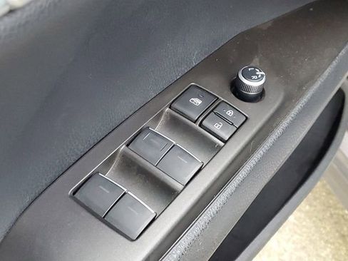 Used 2023 Toyota Camry XSE w/ Navigation Package FWD image 9