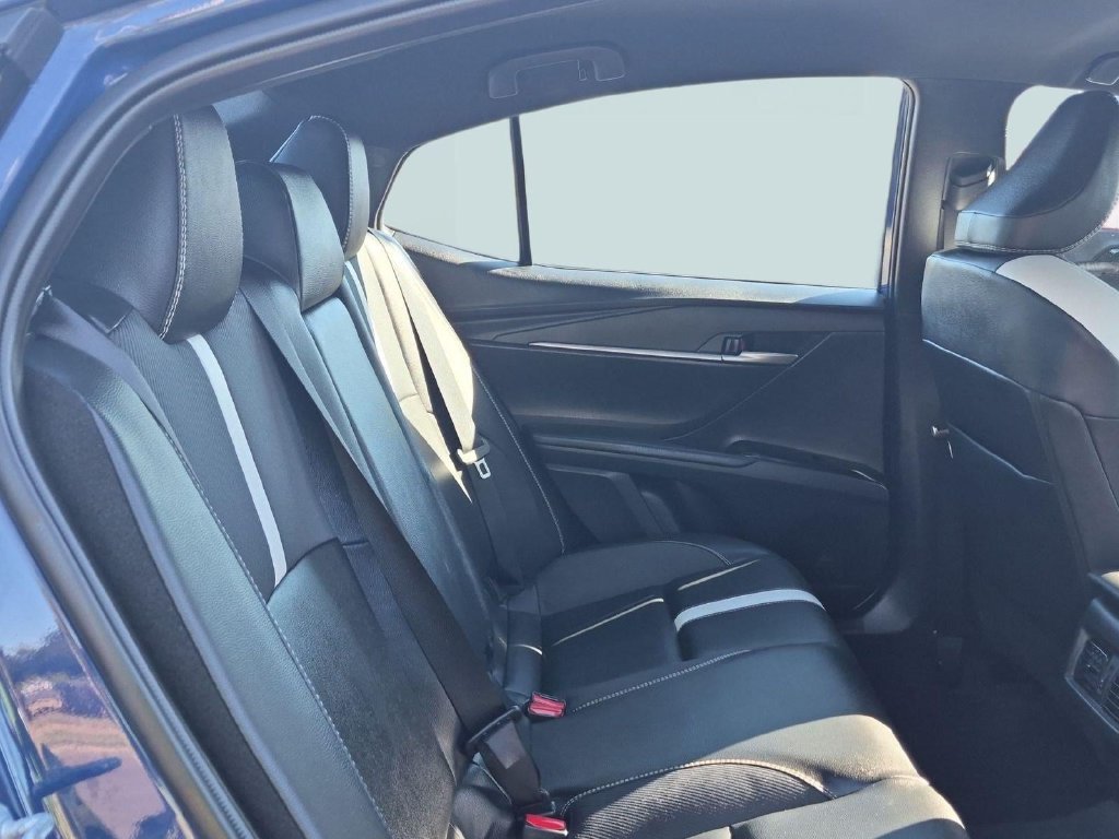 Used 2025 Toyota Camry SE FWD image 24