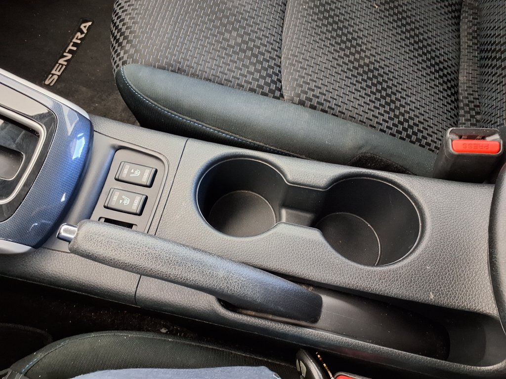 Used 2019 Nissan Sentra SR FWD image 29