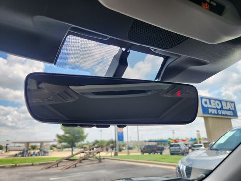 Used 2023 Subaru Forester Limited image 36