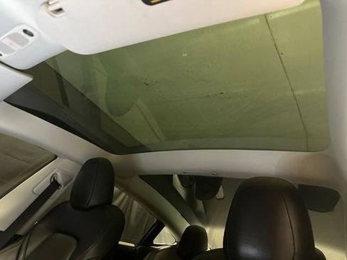 Used 2023 Tesla Model 3 Standard Range RWD image 32