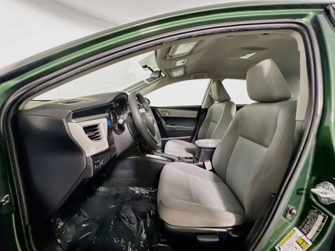 Used 2016 Toyota Corolla LE FWD image 15