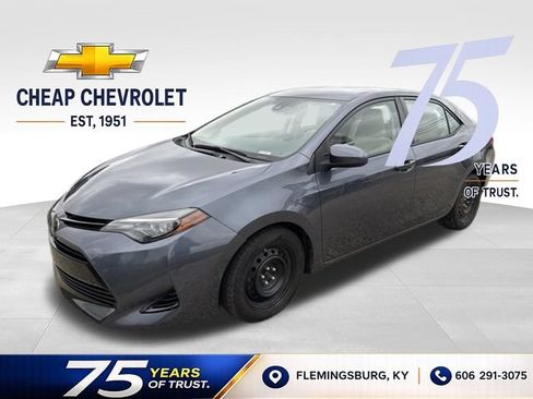 Used 2018 Toyota Corolla LE FWD image 1