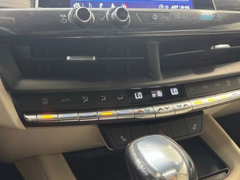 Used 2021 Cadillac CT4 Luxury w/ Sun And Sound Package image 26