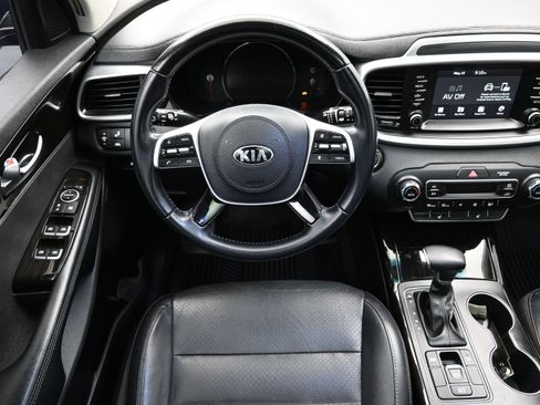 Used 2020 Kia Sorento EX FWD image 26
