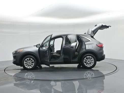 Certified 2022 Ford Escape SE w/ Convenience Package image 41