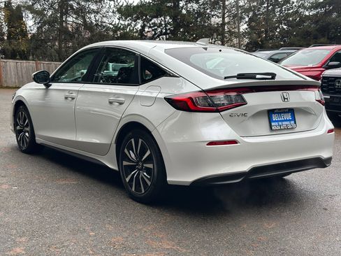 Used 2024 Honda Civic EX-L image 5