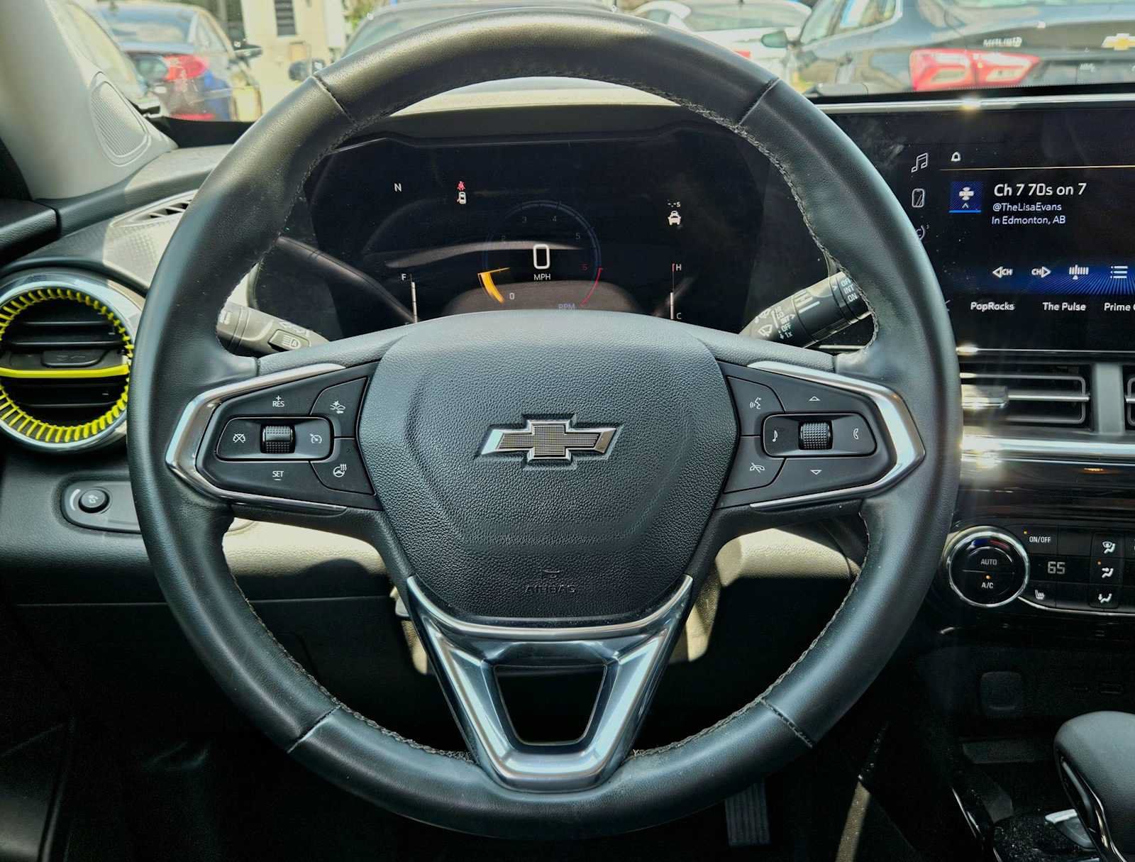 Used 2024 Chevrolet Trax ACTIV w/ Sunroof Package FWD image 20