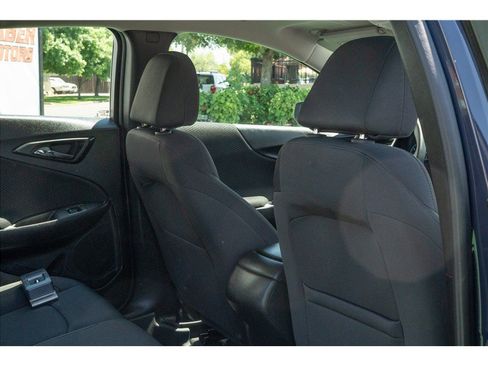 Used 2025 Chevrolet Malibu RS w/ LPO, Floor Liner Package FWD image 35