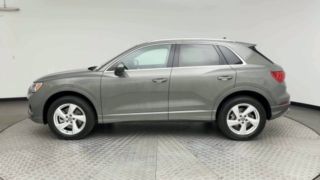Used 2020 Audi Q3 2.0T Premium Plus w/ Premium Plus Package AWD/4WD image 5
