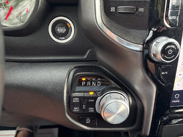 Used 2023 RAM 1500 Laramie AWD/4WD image 16