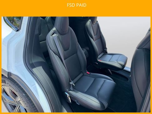 Used 2026 Tesla Model X Plaid AWD/4WD image 11