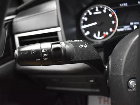 Used 2024 Mitsubishi Outlander Ralliart AWD/4WD image 25