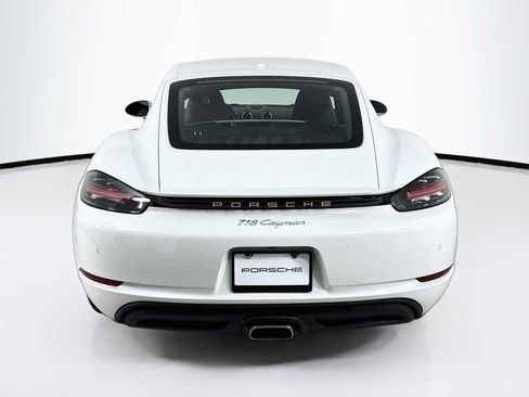 Certified 2024 Porsche 718 Cayman RWD image 10