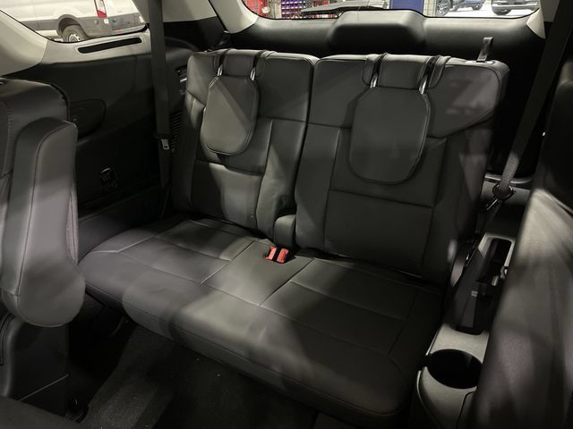 Used 2026 Ford Explorer Active w/ Active Comfort Package AWD/4WD image 29