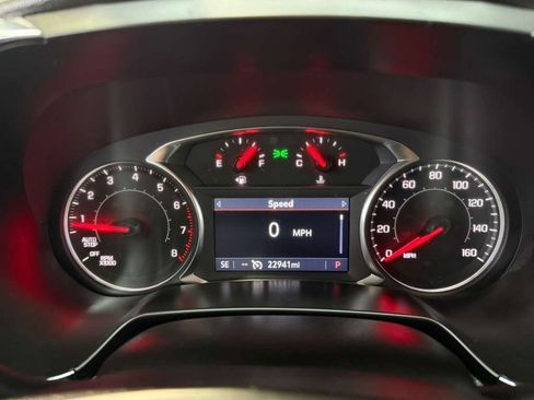 Used 2025 Chevrolet Blazer LT AWD/4WD image 14