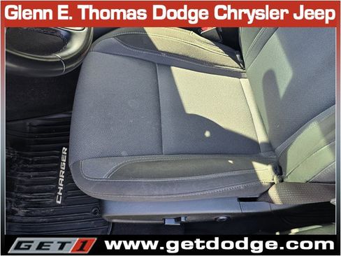 Used 2020 Dodge Charger SXT w/ Blacktop Package image 23