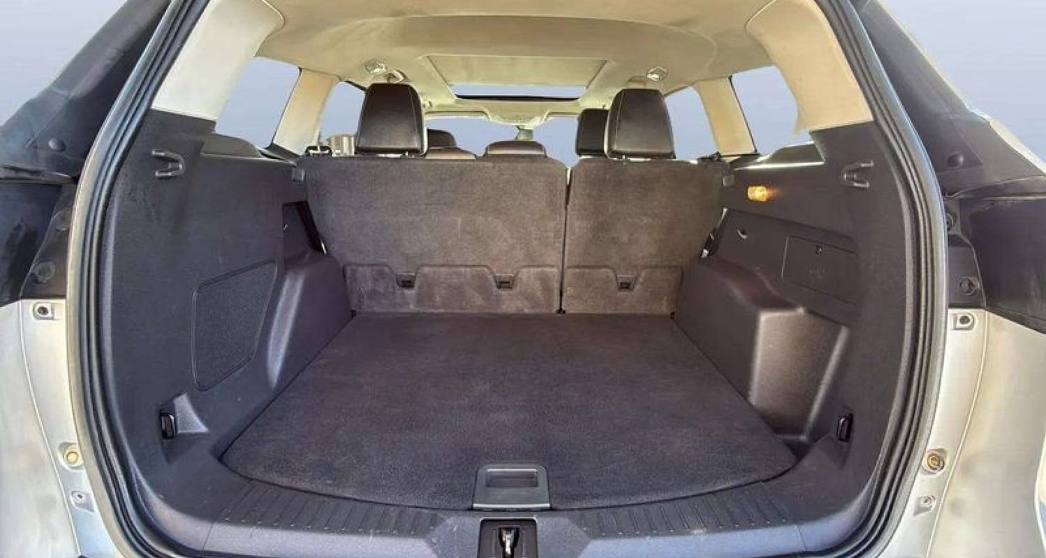 Used 2013 Ford Escape Titanium w/ Parking Technology Pkg AWD/4WD image 17