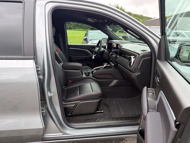 Used 2026 Chevrolet Colorado Z71 w/ Z71 Convenience Package 2 AWD/4WD image 35