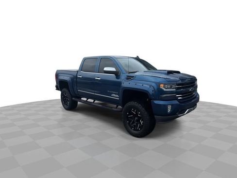 Used 2018 Chevrolet Silverado 1500 LTZ Z71 w/ LTZ Plus Package image 2