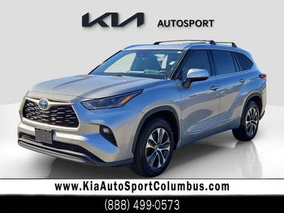 Used 2021 Toyota Highlander XLE