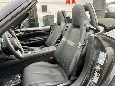 Used 2025 MAZDA MX-5 Miata Grand Touring image 17