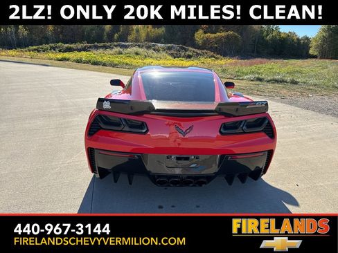 Used 2015 Chevrolet Corvette Z06 w/ 2LZ Preferred Equipment Group image 12