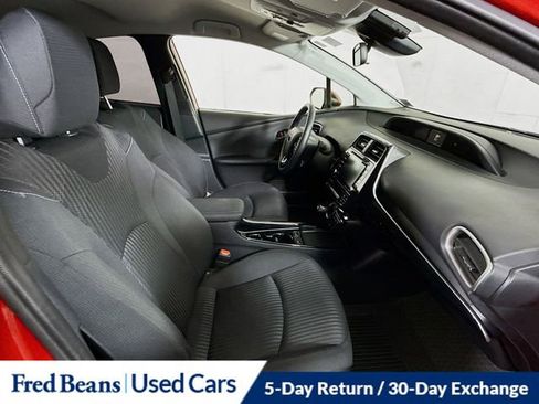 Used 2022 Toyota Prius Prime LE image 26