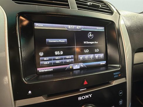 Used 2015 Ford Explorer Sport w/ Equipment Group 401A image 21