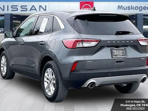Used 2022 Ford Escape SE AWD/4WD image 4
