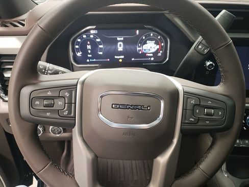 New 2026 GMC Sierra 2500 Denali w/ Denali Reserve Package AWD/4WD image 15