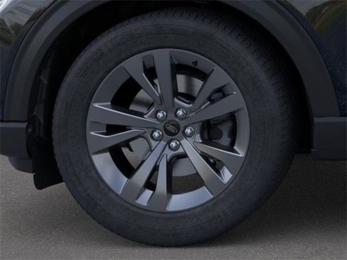 New 2026 Ford Explorer Active w/ Active Comfort Package image 19