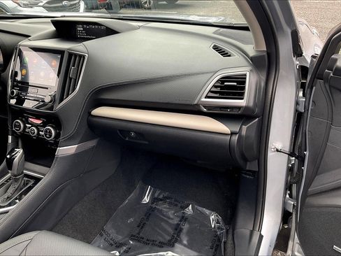 Certified 2022 Subaru Forester Limited image 16