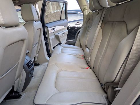 Used 2013 Lincoln MKX Sport Utility 4D image 16