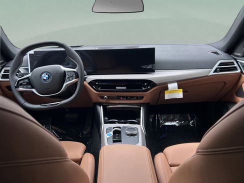 Used 2026 BMW i4 eDrive40 w/ Premium Package image 10