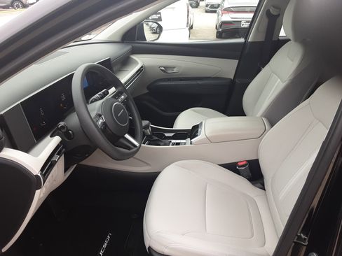 Used 2025 Hyundai Tucson SEL FWD image 10