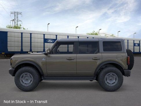 New 2025 Ford Bronco Outer Banks w/ Sasquatch Package image 28
