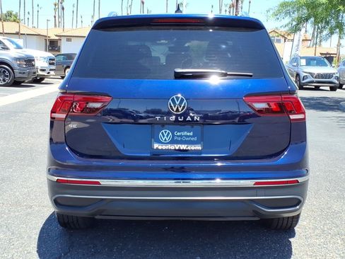 Certified 2023 Volkswagen Tiguan SE FWD image 6
