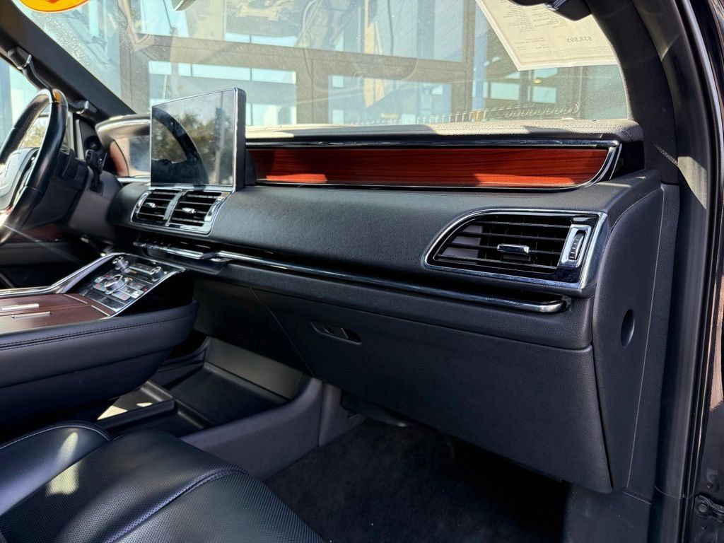 Used 2022 Lincoln Navigator L 4WD image 18