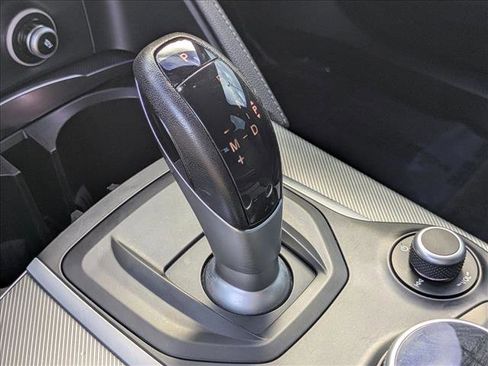 Used 2018 Alfa Romeo Stelvio Ti Sport image 11