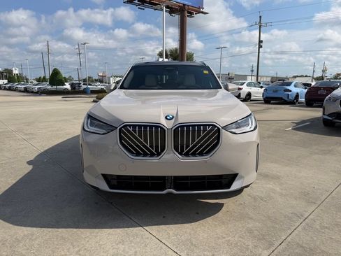 New 2026 BMW X3 xDrive30i w/ Convenience Package AWD/4WD image 2