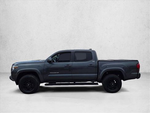 Used 2022 Toyota Tacoma SR5 w/ Technology Package RWD image 8