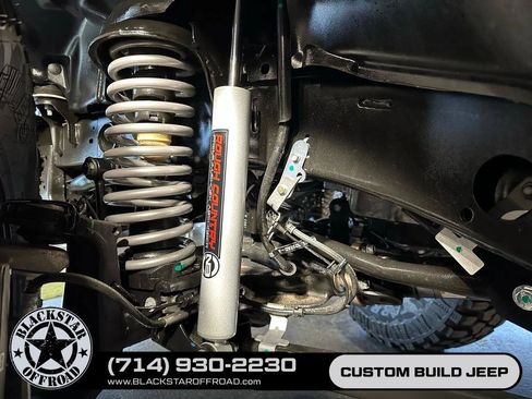 Used 2024 Jeep Wrangler Unlimited Rubicon w/ Convenience Group AWD/4WD image 33