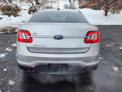 Used 2010 Ford Taurus SEL image 8