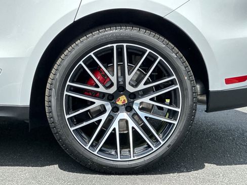 New 2026 Porsche Macan S AWD/4WD image 31