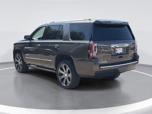Used 2020 GMC Yukon Denali w/ Open Road Package AWD/4WD image 5