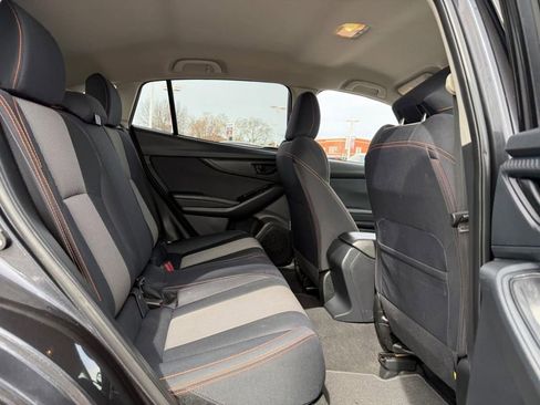 Used 2019 Subaru Crosstrek 2.0i Premium w/ Eyesight System image 10