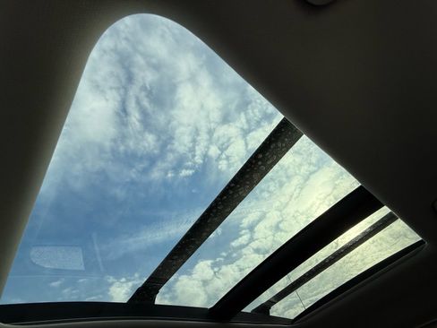 Used 2024 Kia Sportage SX Prestige image 20