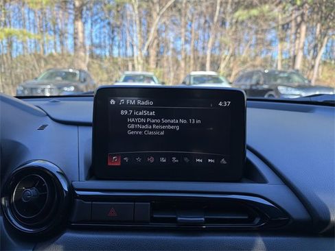 Used 2018 MAZDA MX-5 Miata RF Club image 16